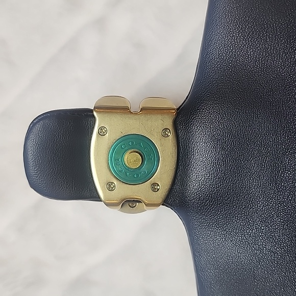 NWT Coach Pillow Tabby 18 Black - Picture 6 of 8